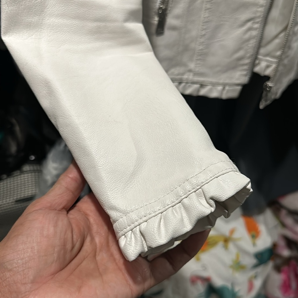 Jacket - Picture 5 of 7